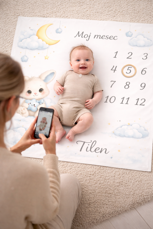 Personalizirana podlaga za fotografiranje dojenčkov (Zajček) – maliprinc-trgovina.si